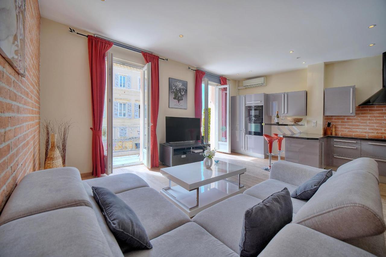 Moderne 3 Pieces Idealement Situe Centre De Cannes L! A2B22 Exteriör bild