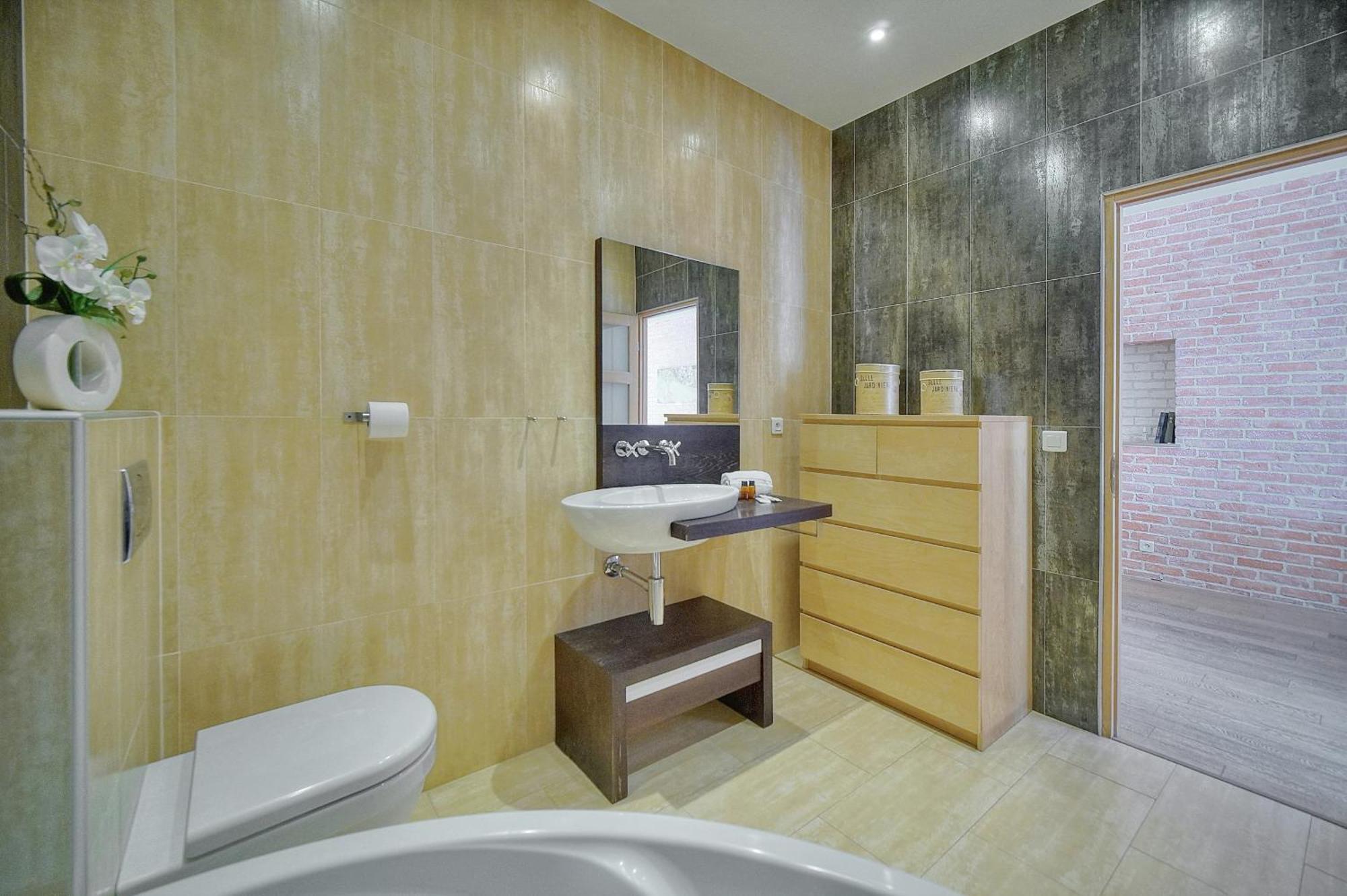 Moderne 3 Pieces Idealement Situe Centre De Cannes L! A2B22 Exteriör bild