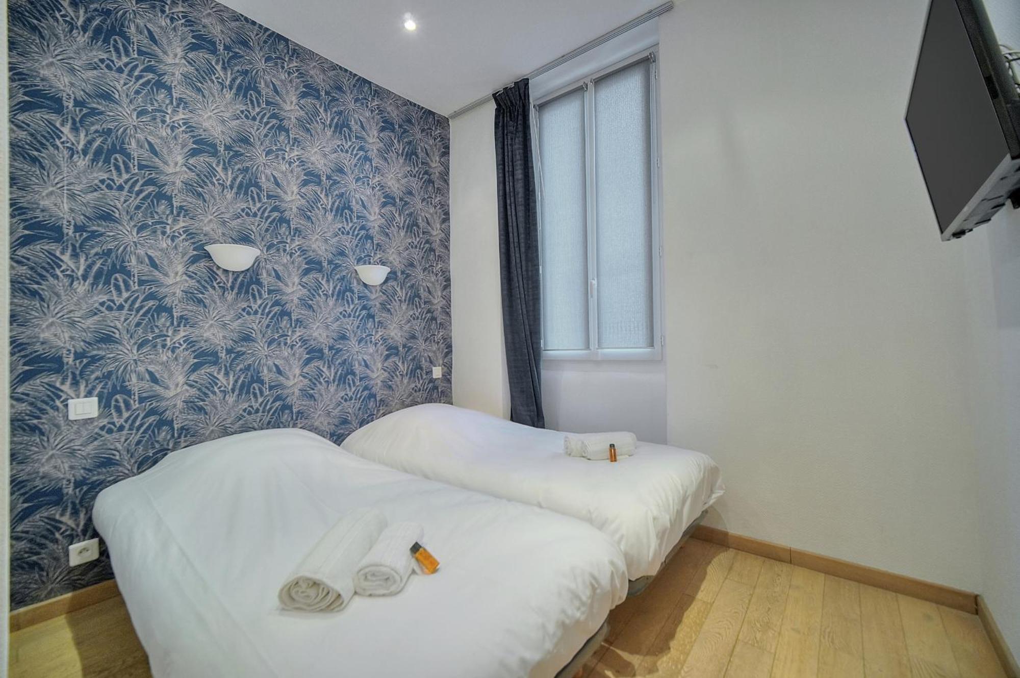 Moderne 3 Pieces Idealement Situe Centre De Cannes L! A2B22 Exteriör bild